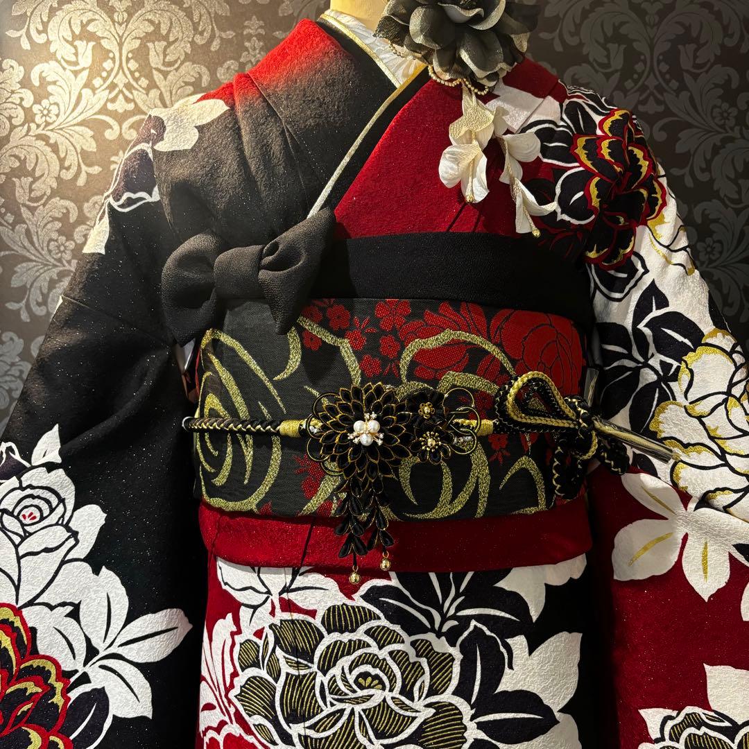 美品　銀通し　染分け　薔薇　金彩　逸品　振袖　フルセット 振り袖