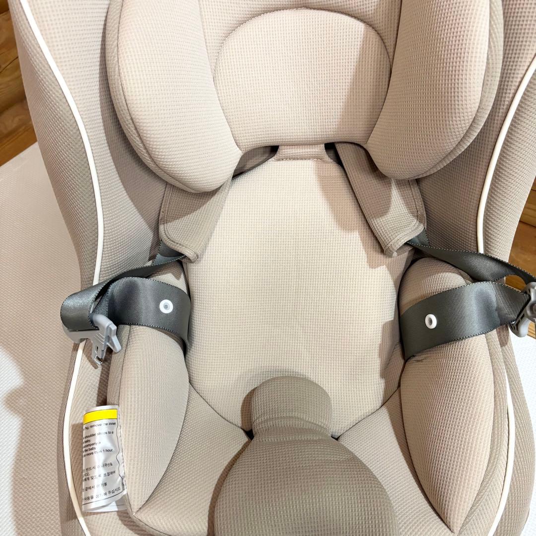 【美品】Combi コンビ チャイルドシート コッコロ S UX 新生児〜