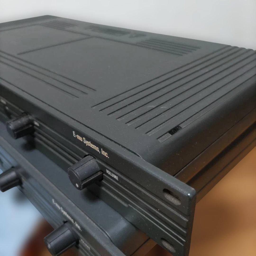 E-MU PROTEUS/1(通電なし)と PROTEUS/2 (通電確認)