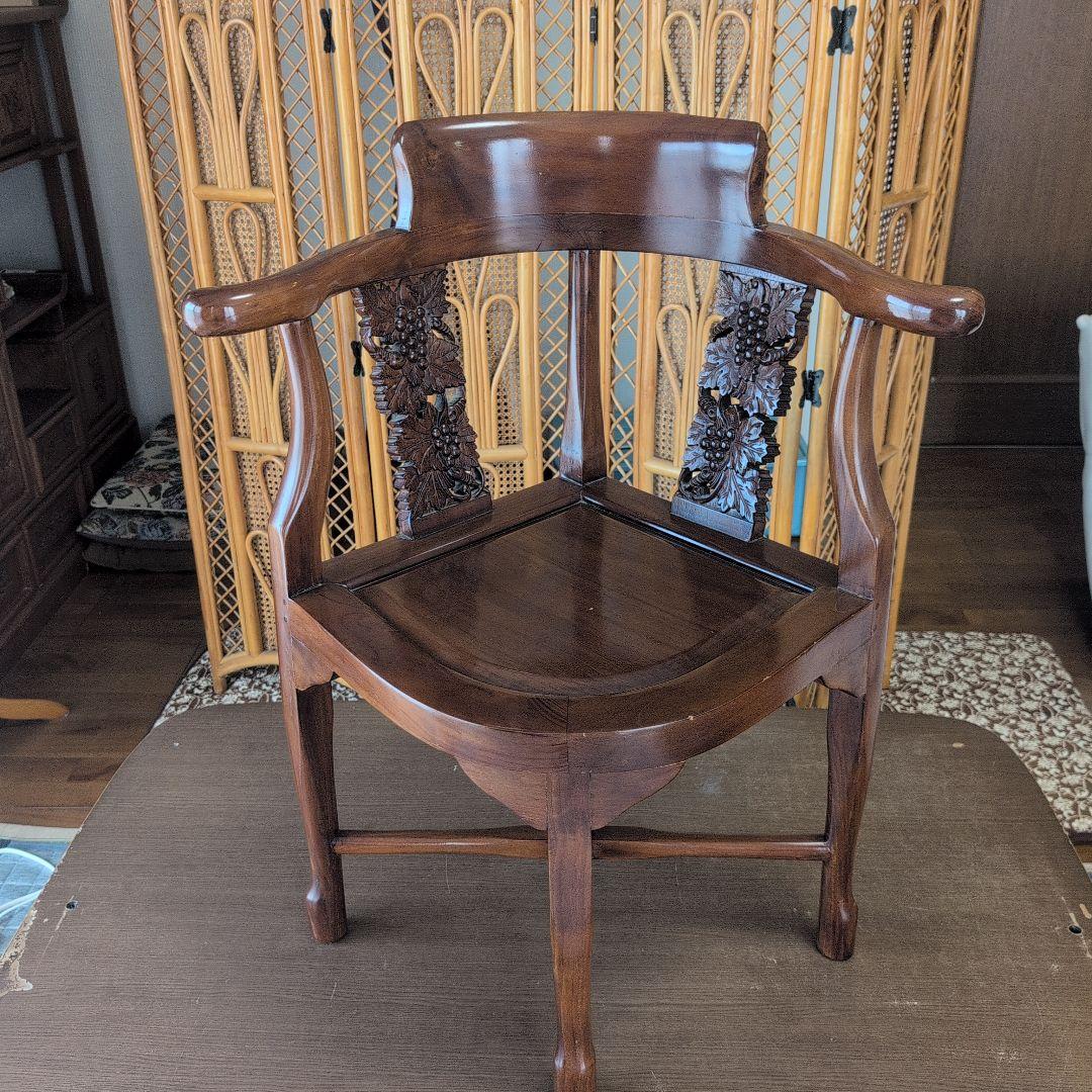 彫刻入り木製アジアン家具 約80cm(椅子.1脚)