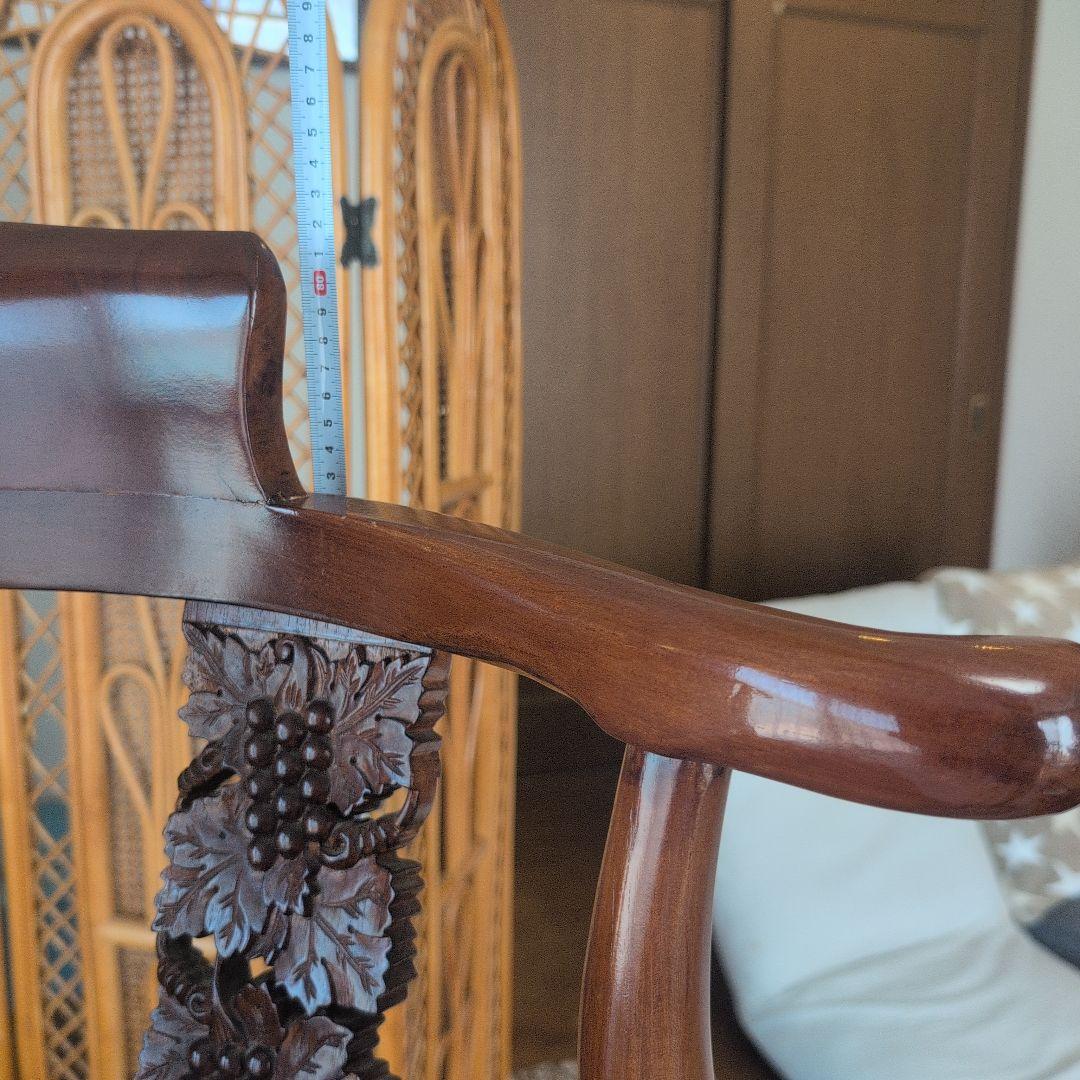 彫刻入り木製アジアン家具 約80cm(椅子.1脚)