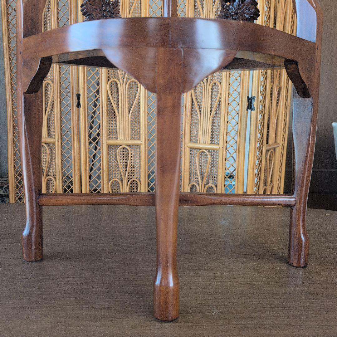 彫刻入り木製アジアン家具 約80cm(椅子.1脚)