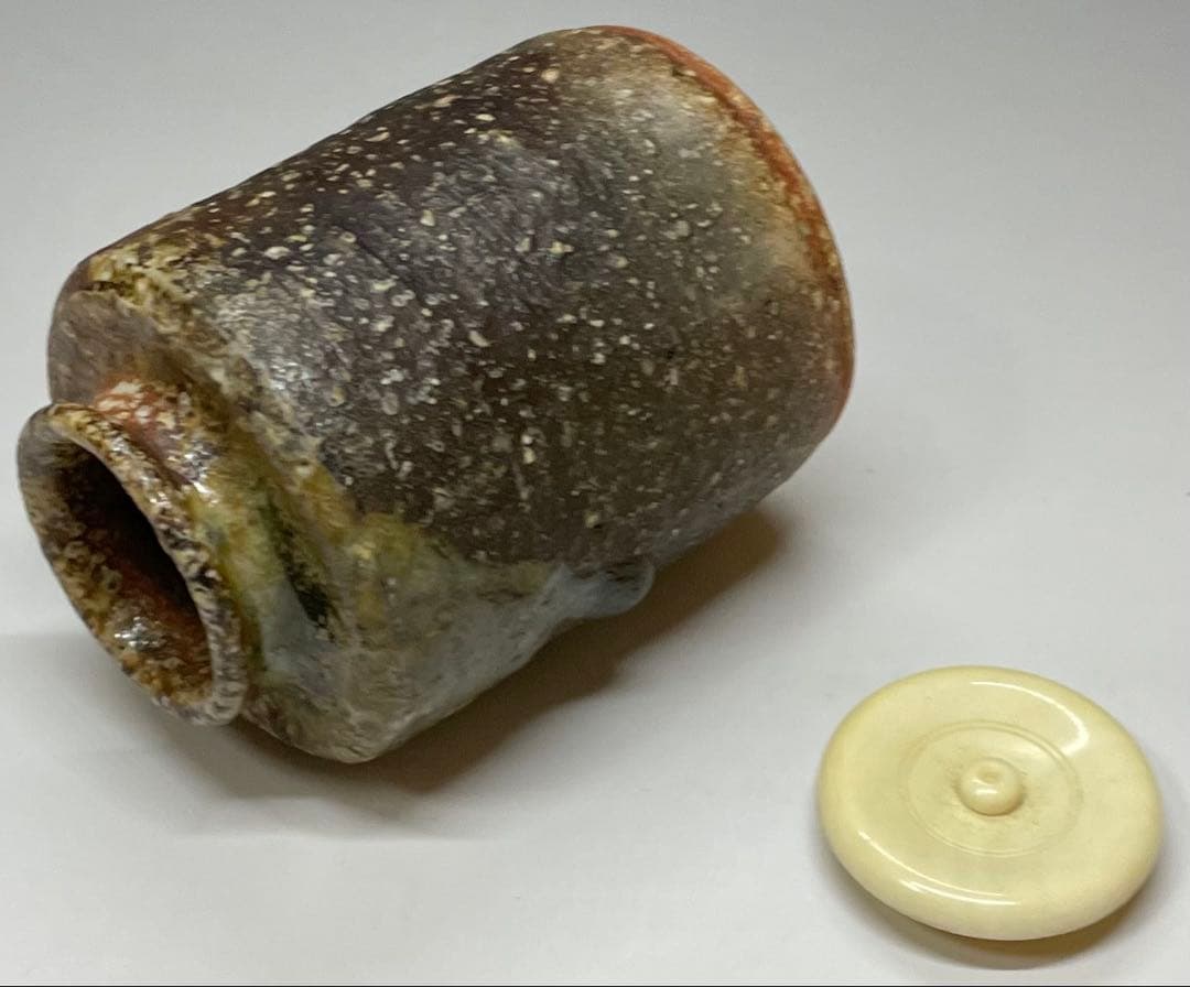 西尾陶山　信楽茶入　仕覆　朝倉間道　四方桟共箱　w443