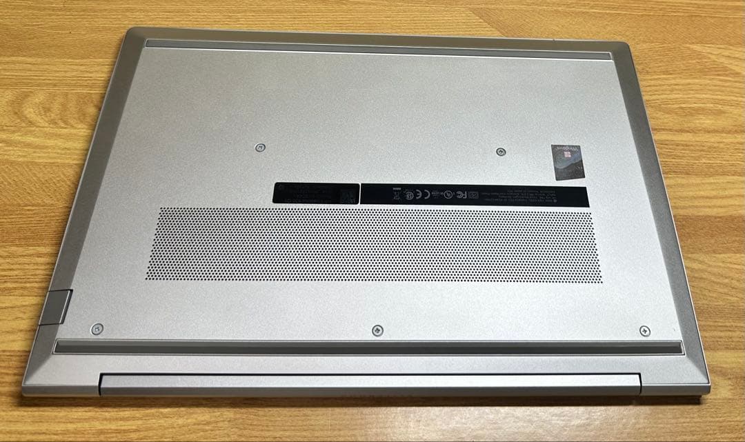 超美品 HP ノートパソコン Corei5 gen12,8/256,サクサク動く