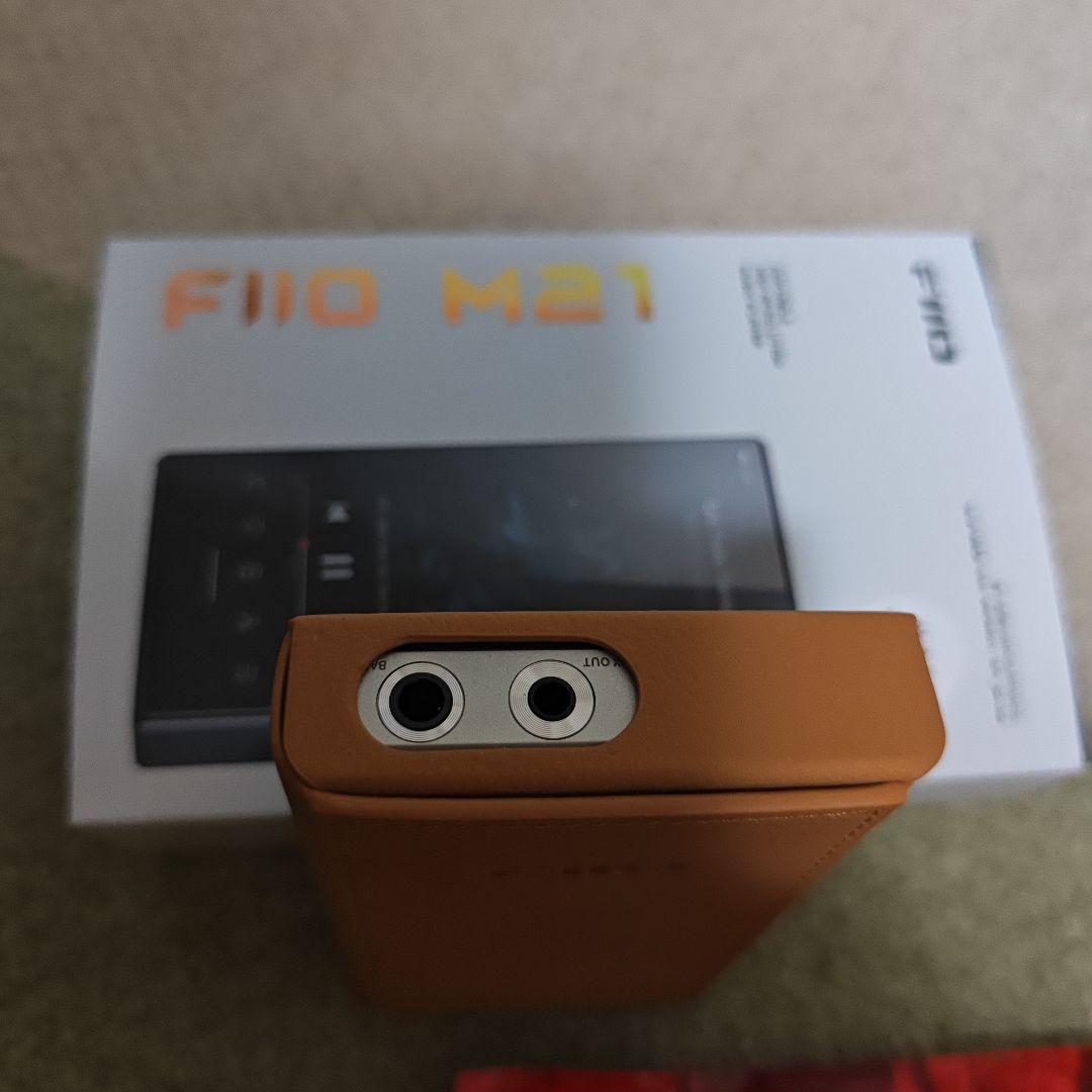 FiiO M21 Titanium Gold + PUレザーケース Brown