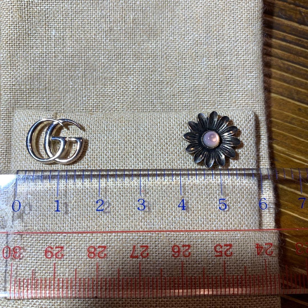 GUCCI GGロゴ 花モチーフ ピアス