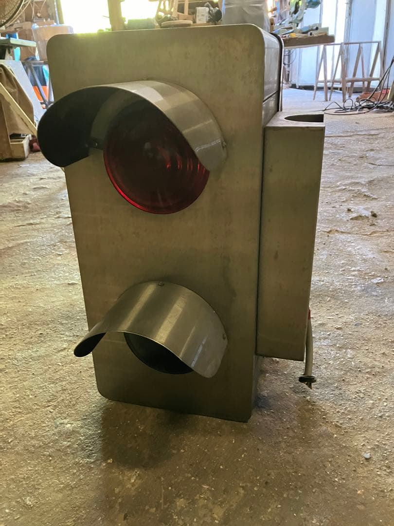 値下げ❗️信号機　インテリアに‼️ 中古品　送料無料