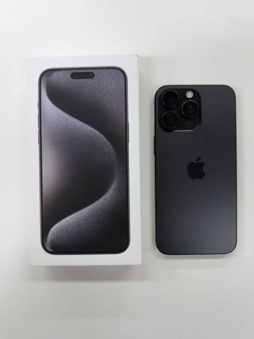 iPhone15ProMAX ブラックチタニウム　512G