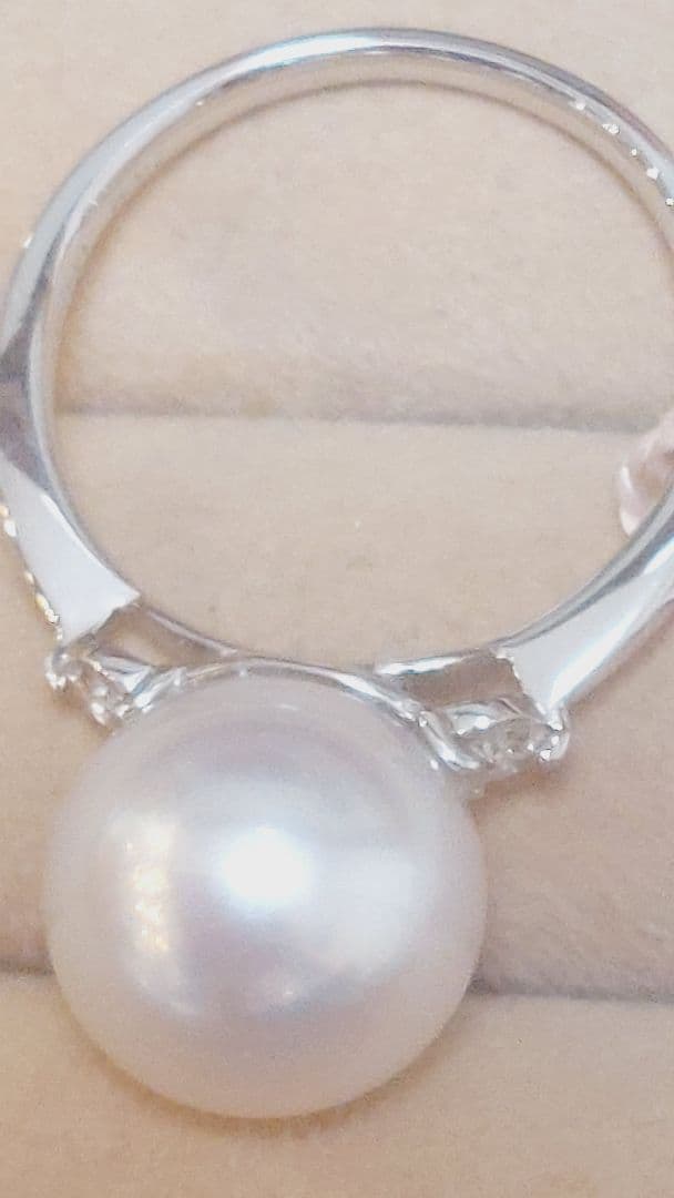 朝まで赤字の出品未販売鑑別書PT900白蝶11.1mmダイヤ0.15リング