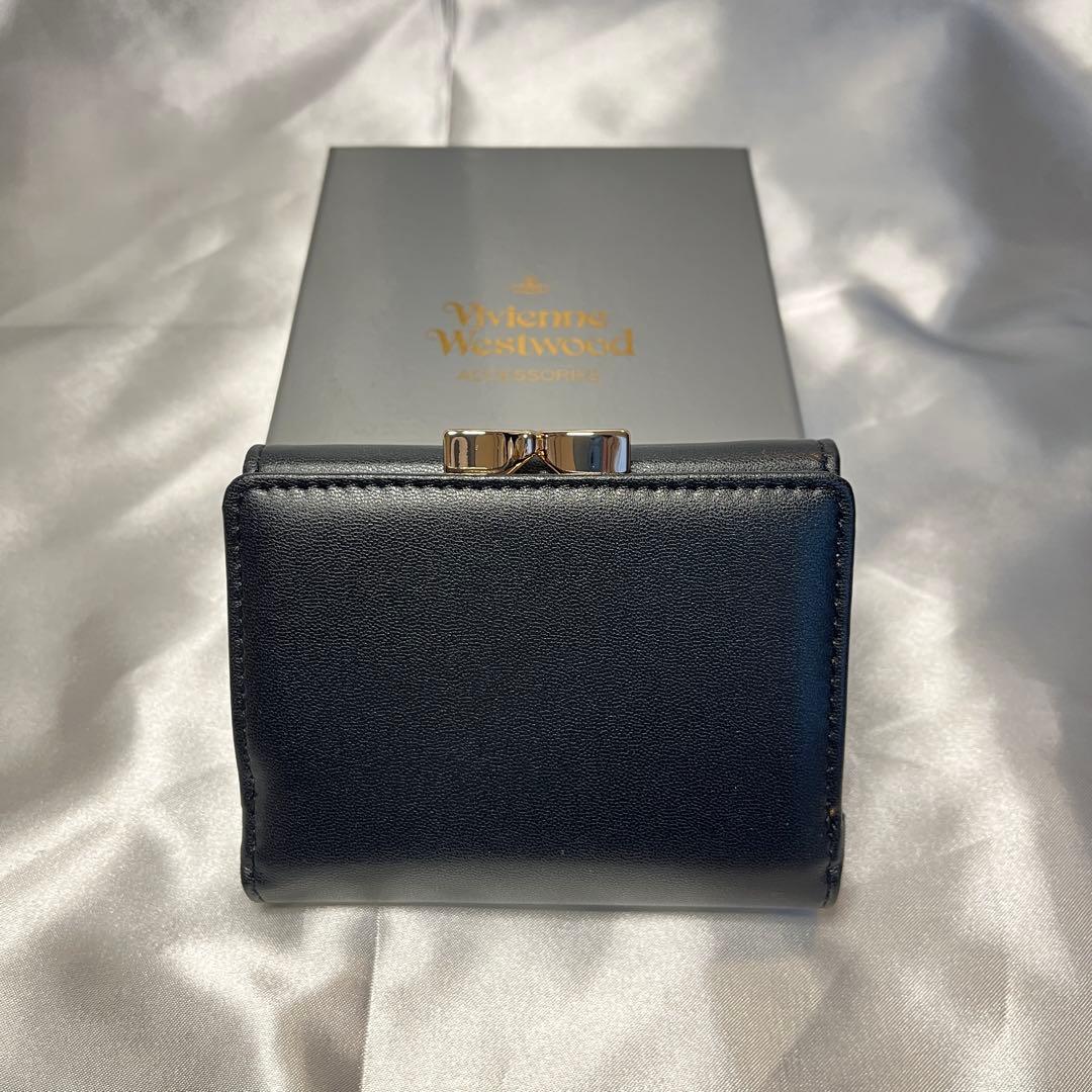 新品 Vivienne Westwood ブラック三つ折り財布