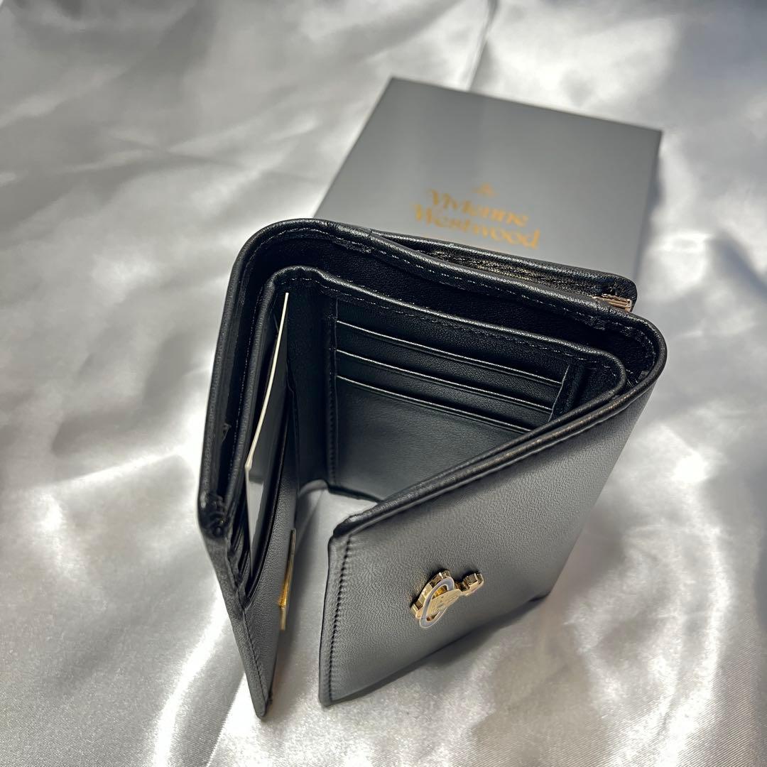 新品 Vivienne Westwood ブラック三つ折り財布