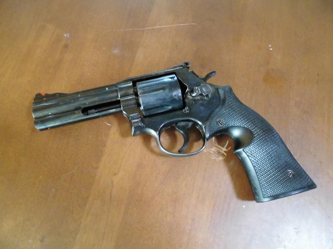 マルシン S&WM586　メタルフィニッシュ　あぶない刑事プラスチック製