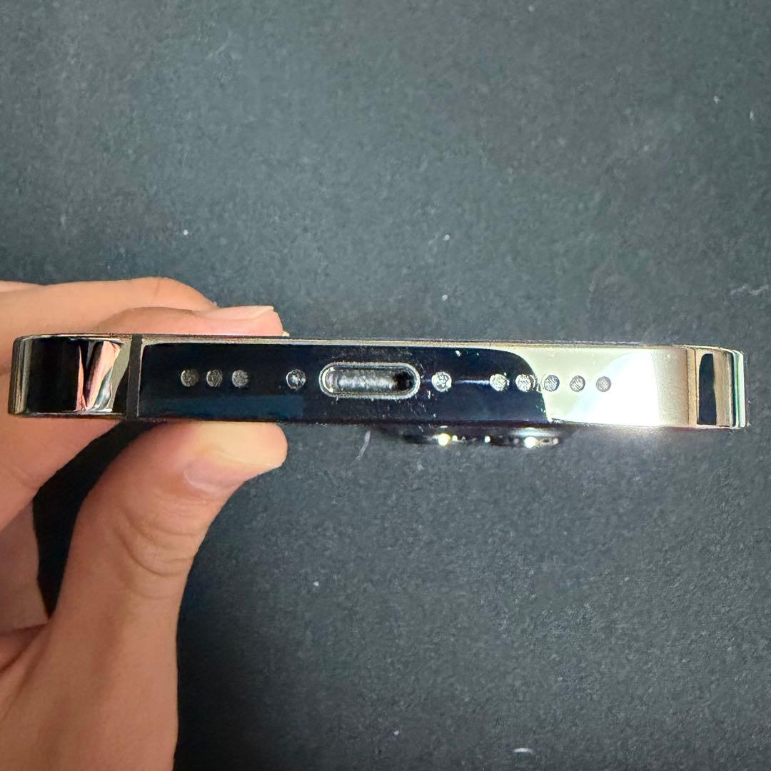 iPhone13pro 256GB バッテリー100% SIMフリー