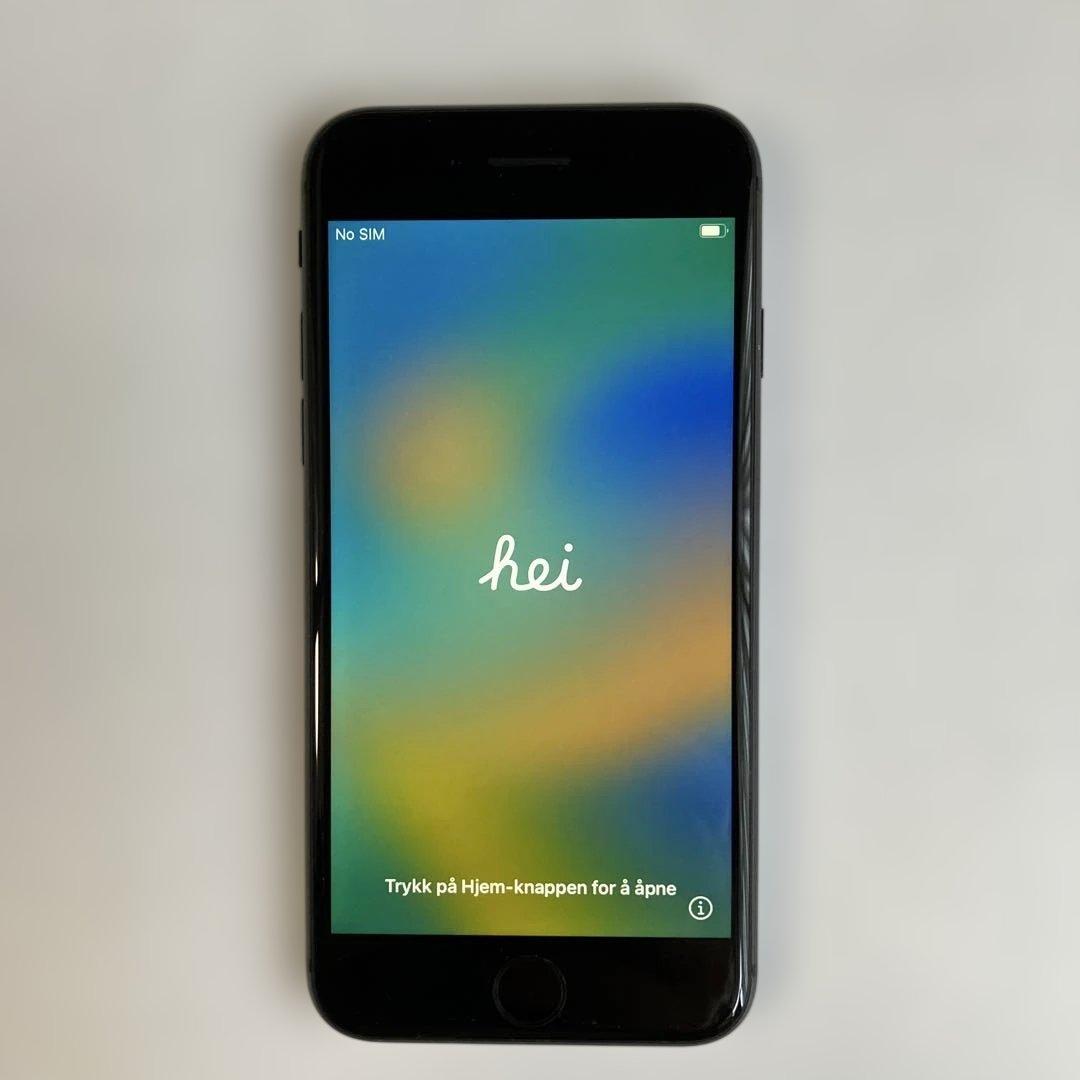 お*り様 iPhone 8 64GB