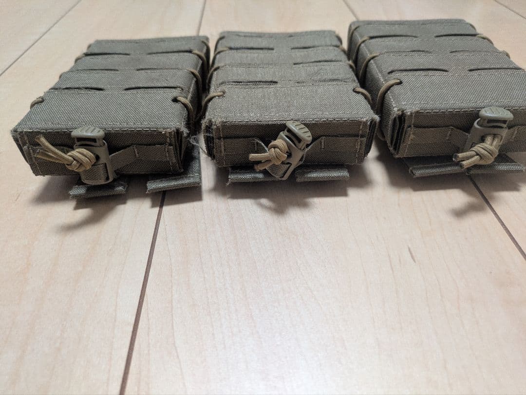 DIRECT ACTION　マガジンポーチ