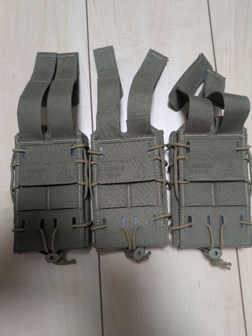 DIRECT ACTION　マガジンポーチ