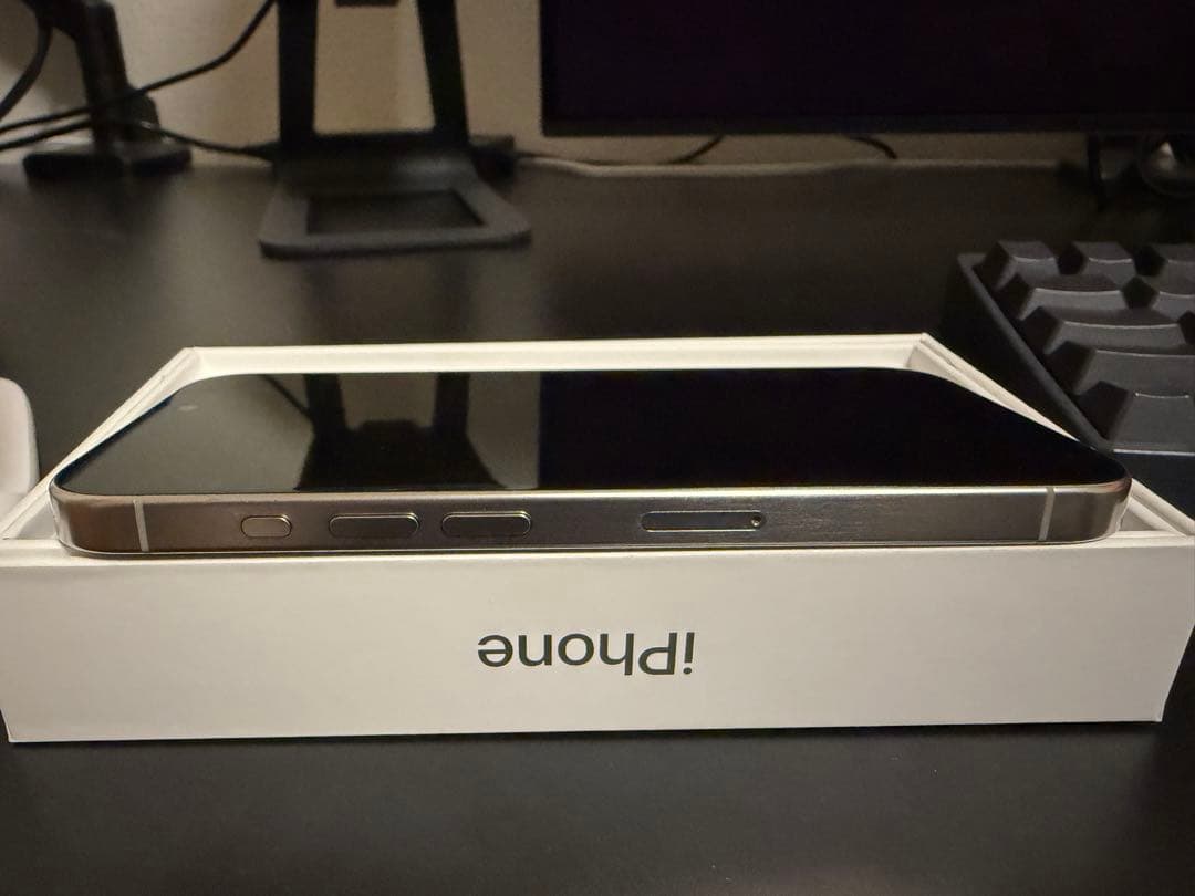 iPhone15 Pro 256GB 本体　SIMフリー