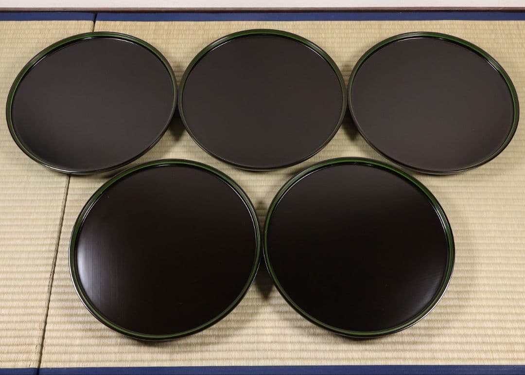 輪島塗 本堅地 黒塗 縁青漆 足付 丸膳 37.8cm 五客 木製【CM383