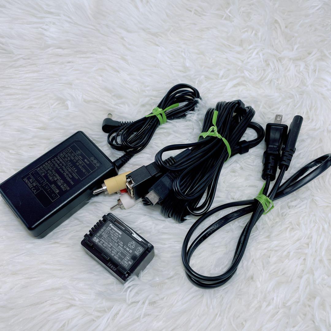 美品 Panasonic ビデオカメラ 【HC-V300M】ゴールド 付属品付き