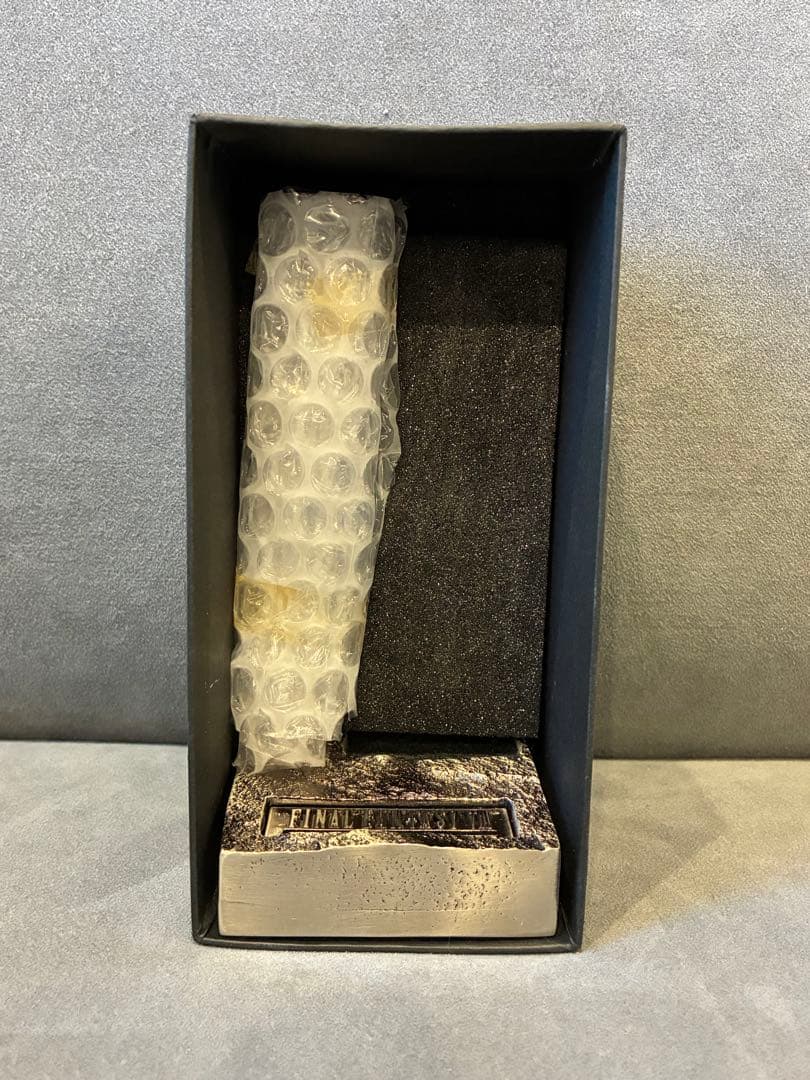 ファイナルファンタジー8 FF8 ガンブレード 台座 ジッポ スコール