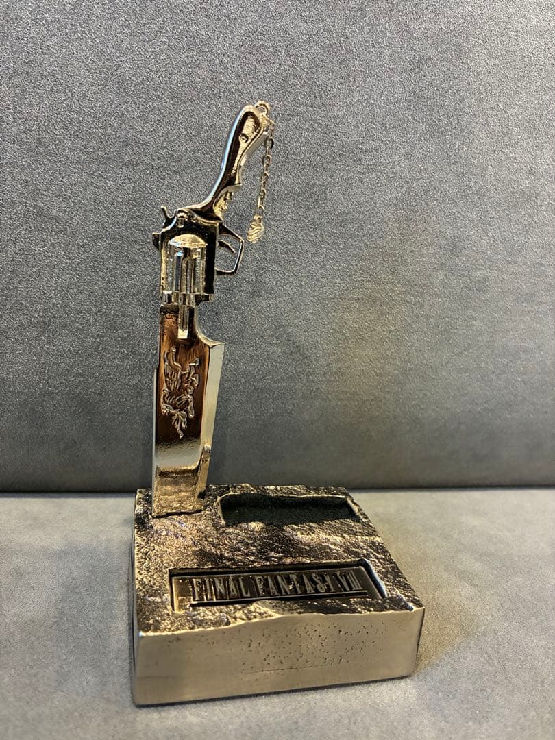 ファイナルファンタジー8 FF8 ガンブレード 台座 ジッポ スコール