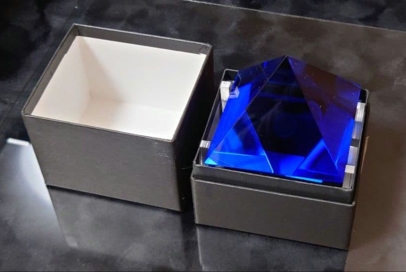 クリスタルオブジェ第6の使徒 ラミエル 小樽大正硝子館 エヴァンゲリオン