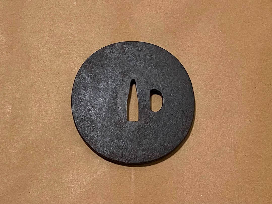 刀装具　鉄鍔　大鐔　⑥ 武具　刀