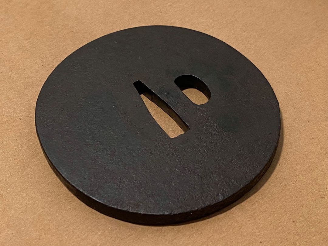 刀装具　鉄鍔　大鐔　⑥ 武具　刀