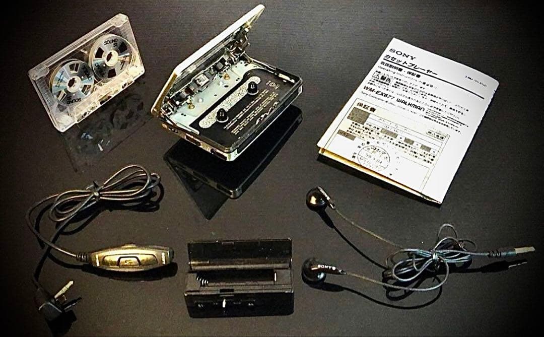 カセットウォークマンSONY WM-EX677「整備済み、完動美品」