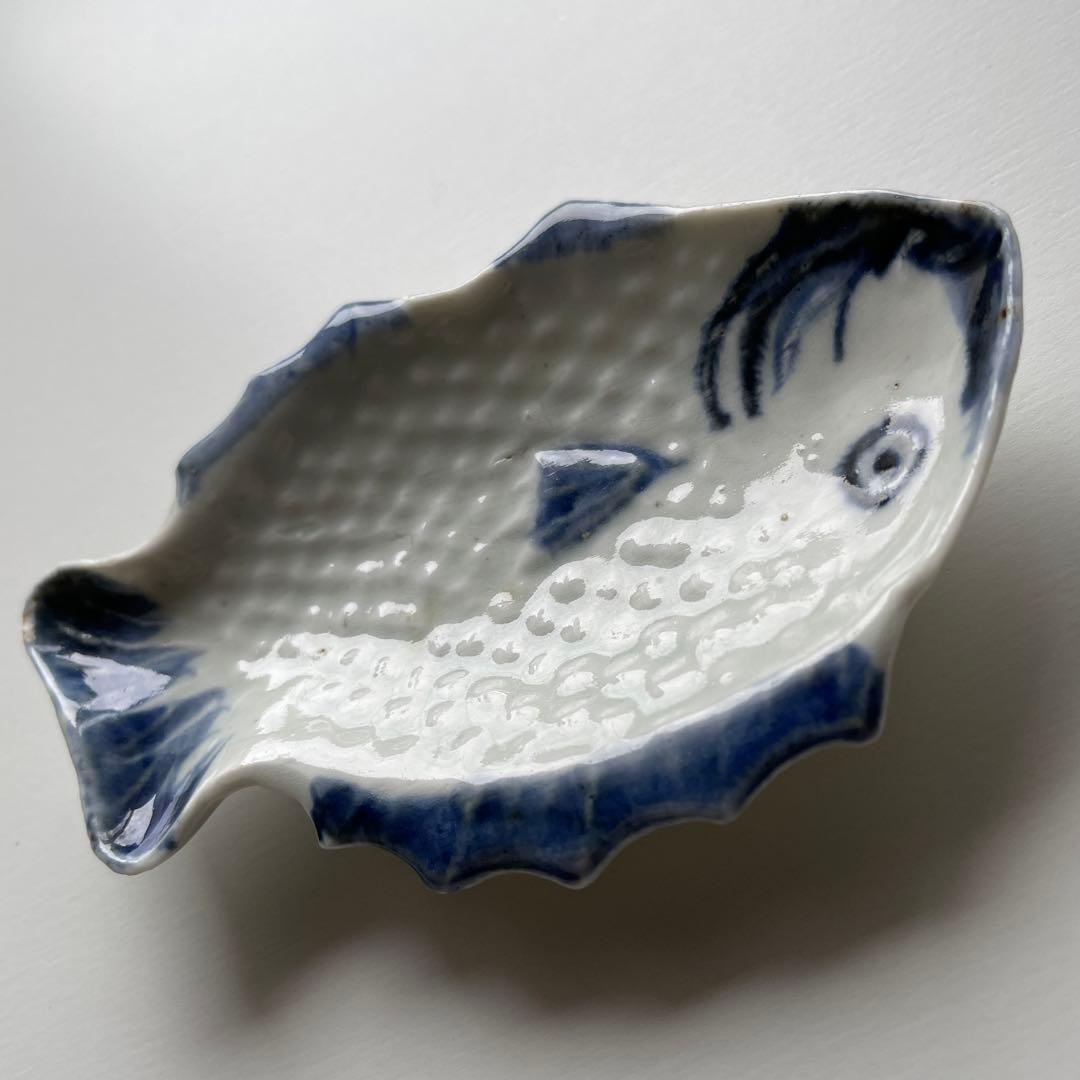 江戸時代中期・古伊万里「魚型染付豆皿」骨董・希少