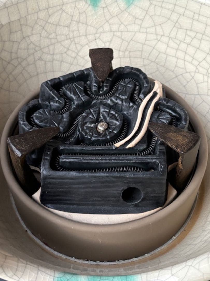 茶道具 野々田商店緑釉掛さつま織部紅鉢型風炉型電熱器炭型ヒーター香入敷板・紙箱付