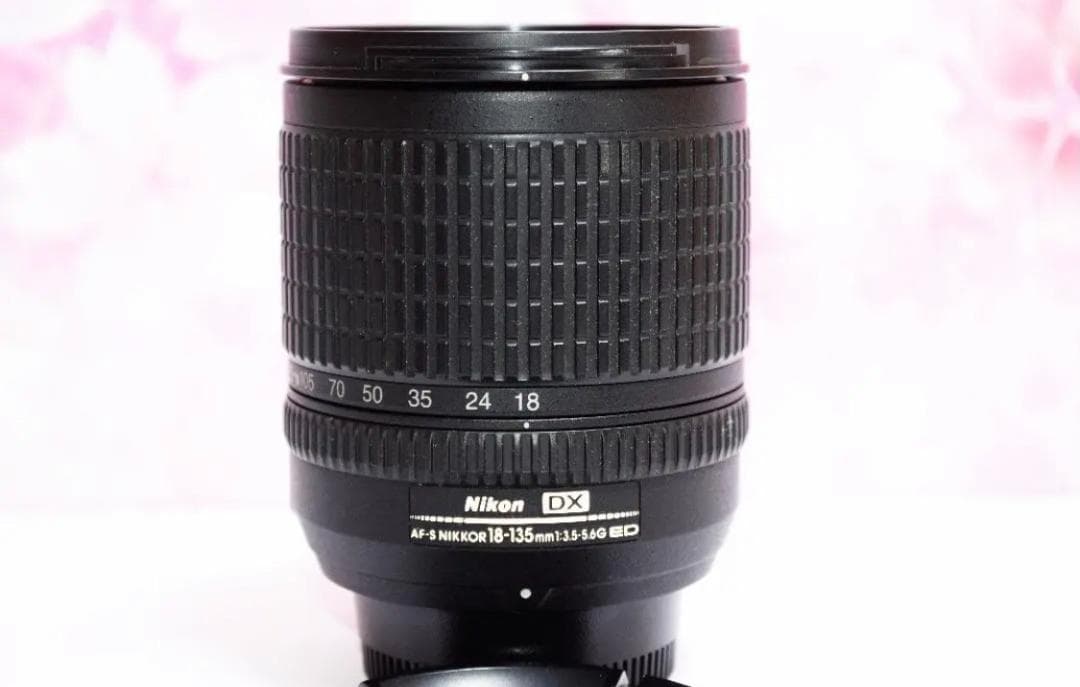 美品 ニコン AF-S NIKKOR 18-135mm レンズ