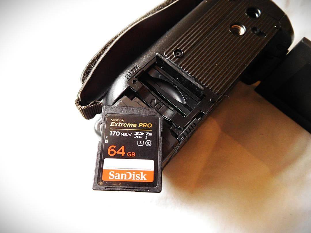 【中古・美品】Panasonic ビデオカメラHC-V360MS ブラック