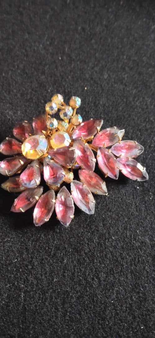 アンティーク　ミラクルガラスのブローチ