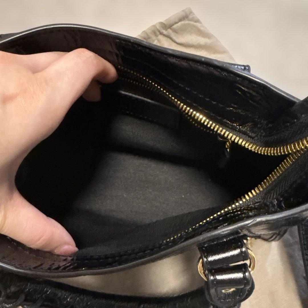 バレンシアガ　ミニシティ