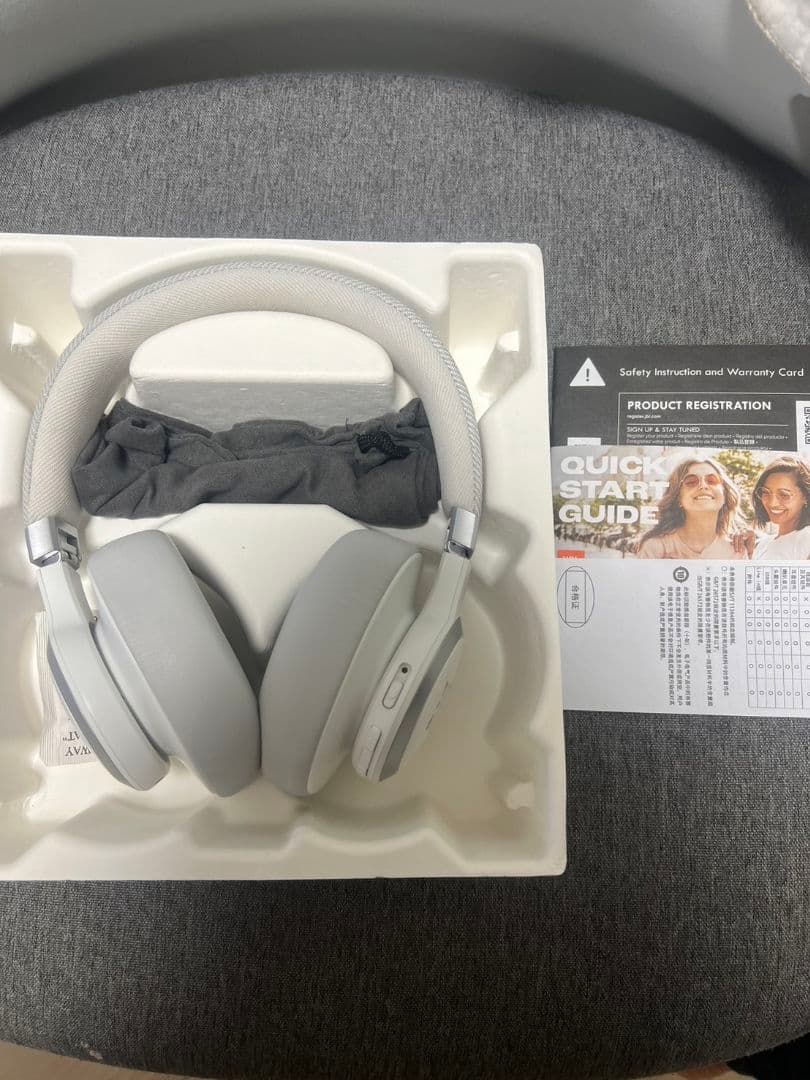 ヘッドホン JBL LIVE770nc