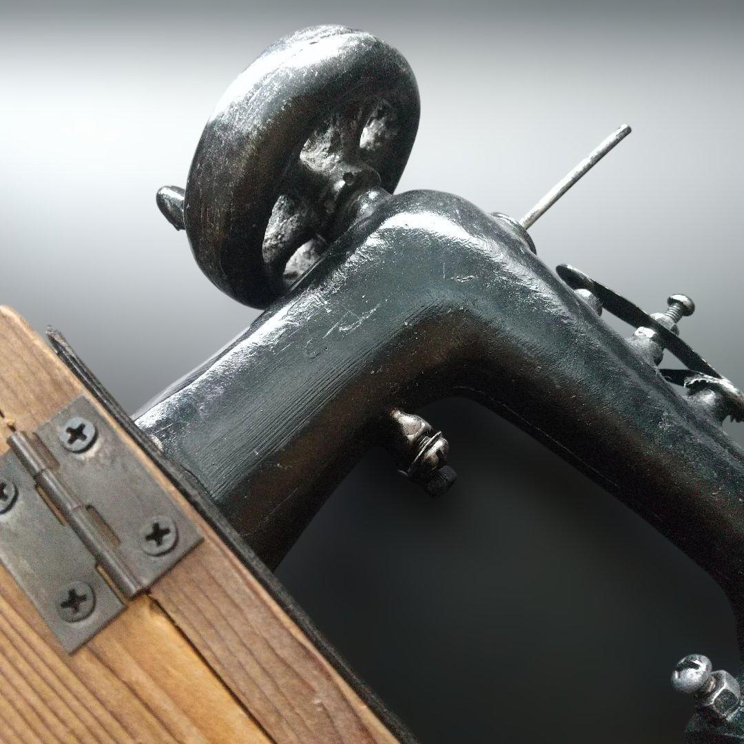 【 アンティーク 】 手動ミシン デザイン 小物入れ インテリア