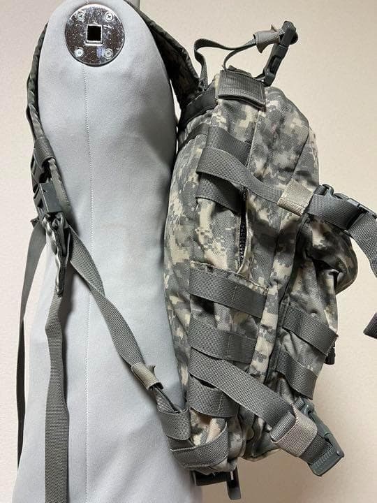米軍 実物 MOLLE2 アサルトパック