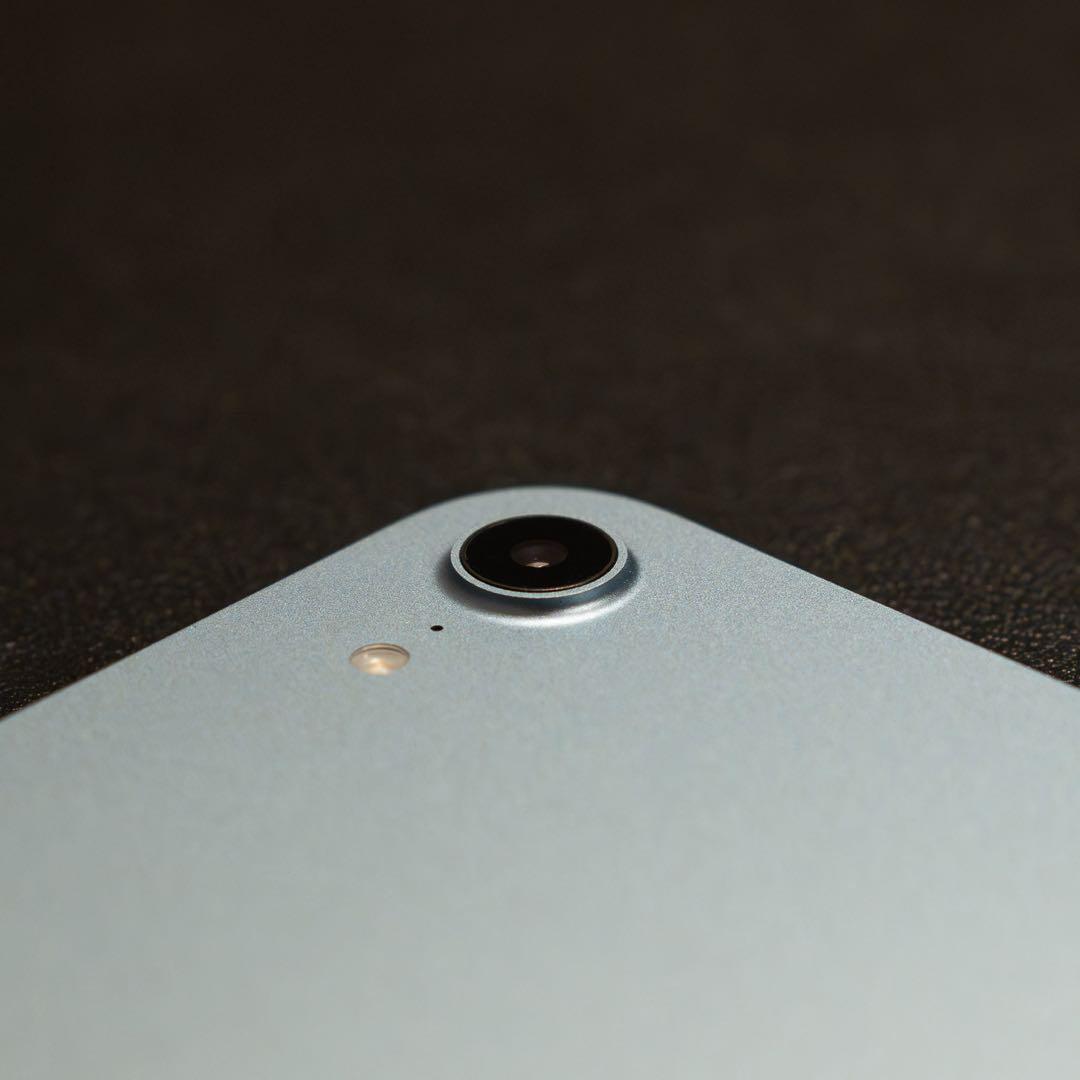 未使用近 iPad mini 7世代 ブルー(A17Pro)当日発送