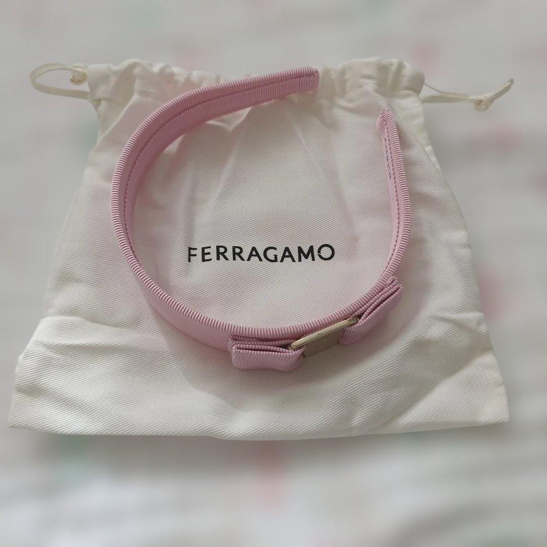 Ferragamo ピンク ヘアバンド