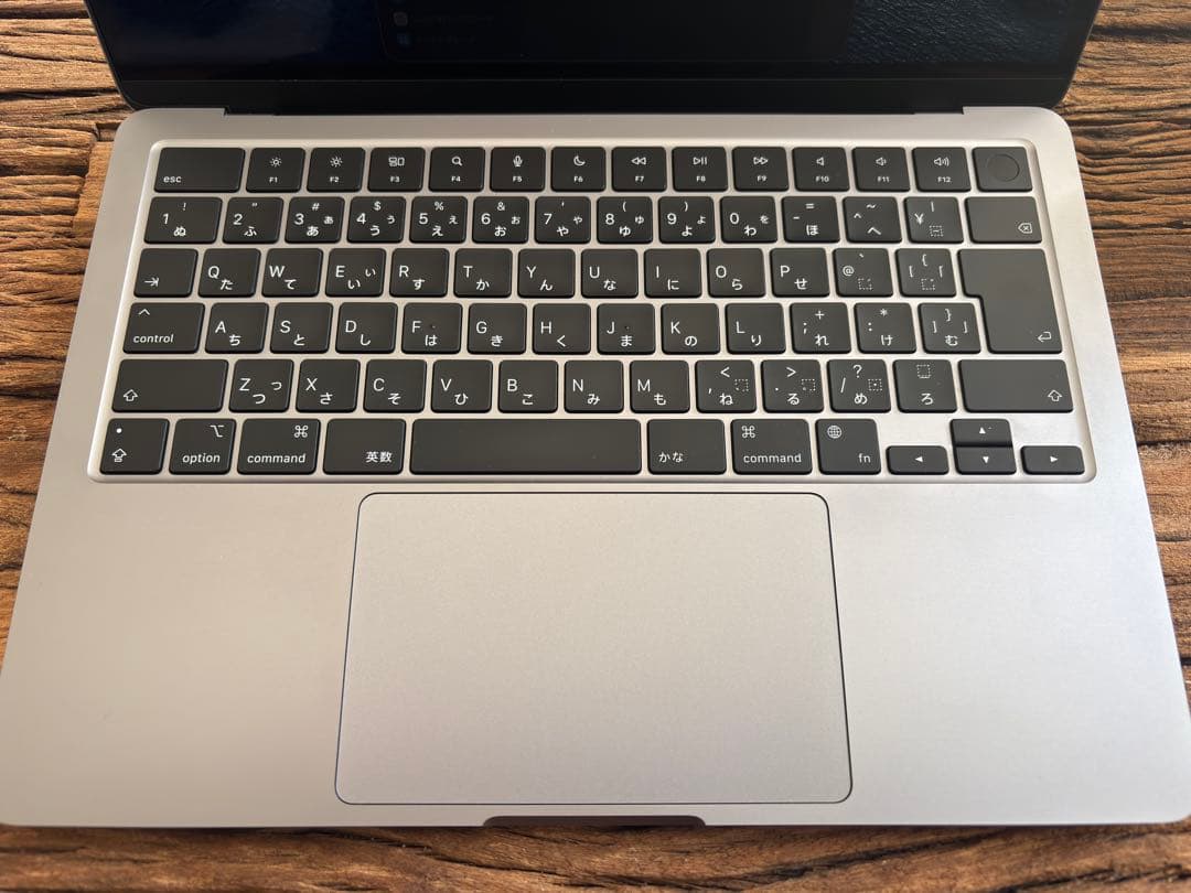 M2MacBookAir 13インチ メモリ8GB michi