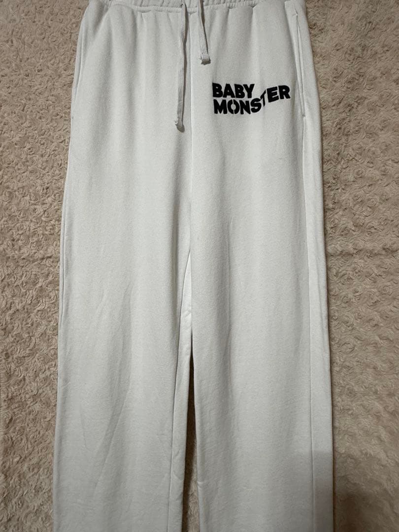 BABYMONSTER ジップフーディー スウェットパンツ セットアップ