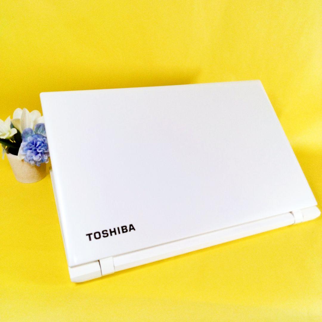 すぐ使える✨薄型ノートパソコン カメラ付き　フルHD♪　初心者におすすめ✨