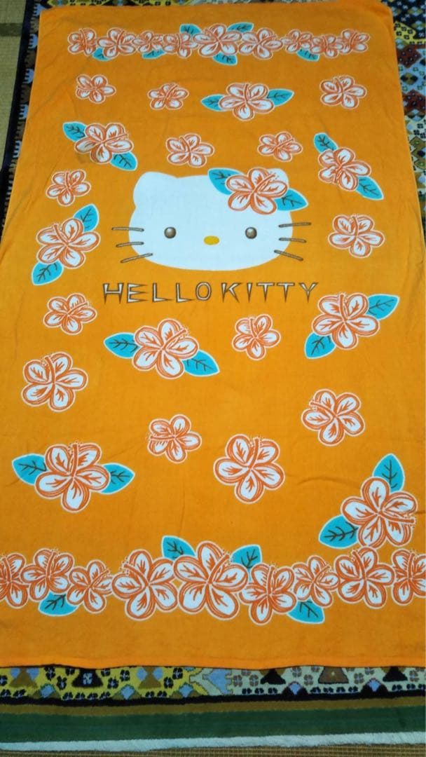 希少レア！ハイビスカスハローキティ 浮き輪とビーチタオル