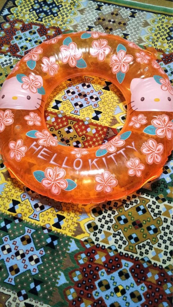 希少レア！ハイビスカスハローキティ 浮き輪とビーチタオル