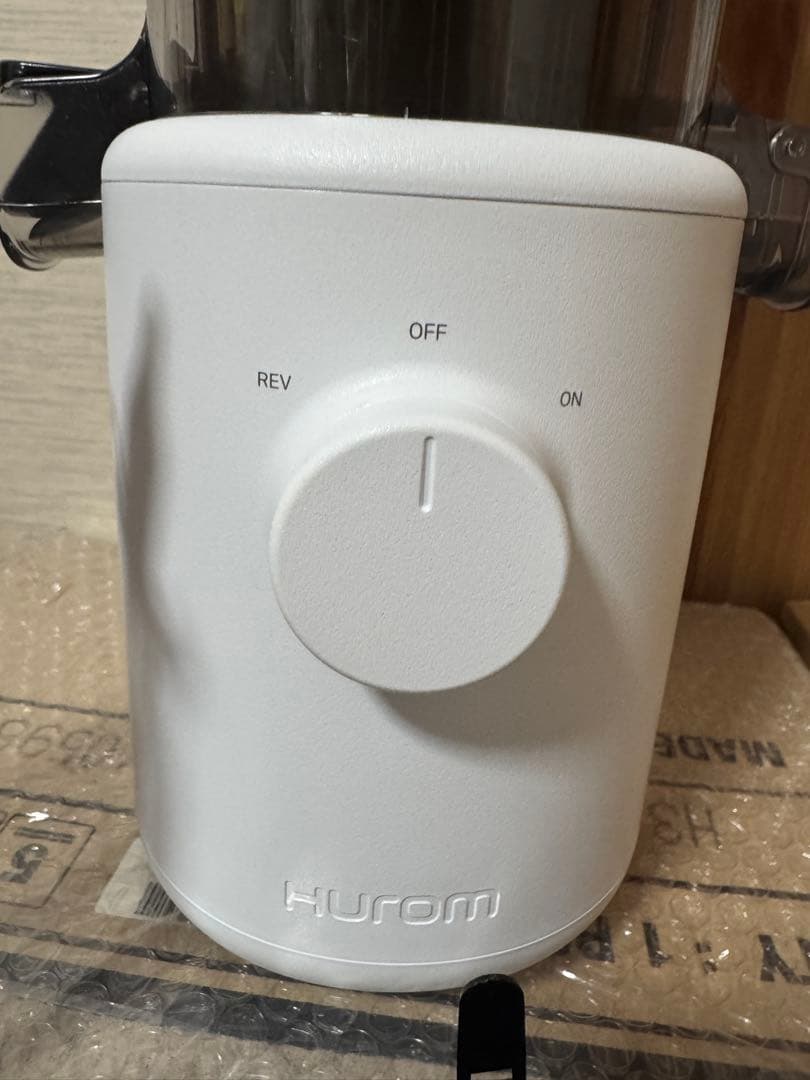 M01 Hurom ジューサー ホワイト スロージューサー H310A