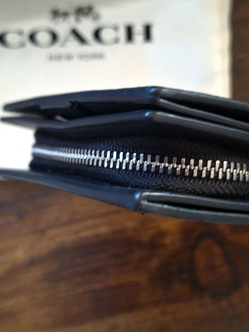 超美品 COACHコーチ 財布 アニマル ブラック&ホワイト