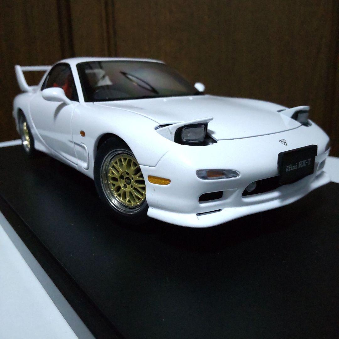 マツダ RX-7 FD3S チューンドバージョン 1/18 オートアート