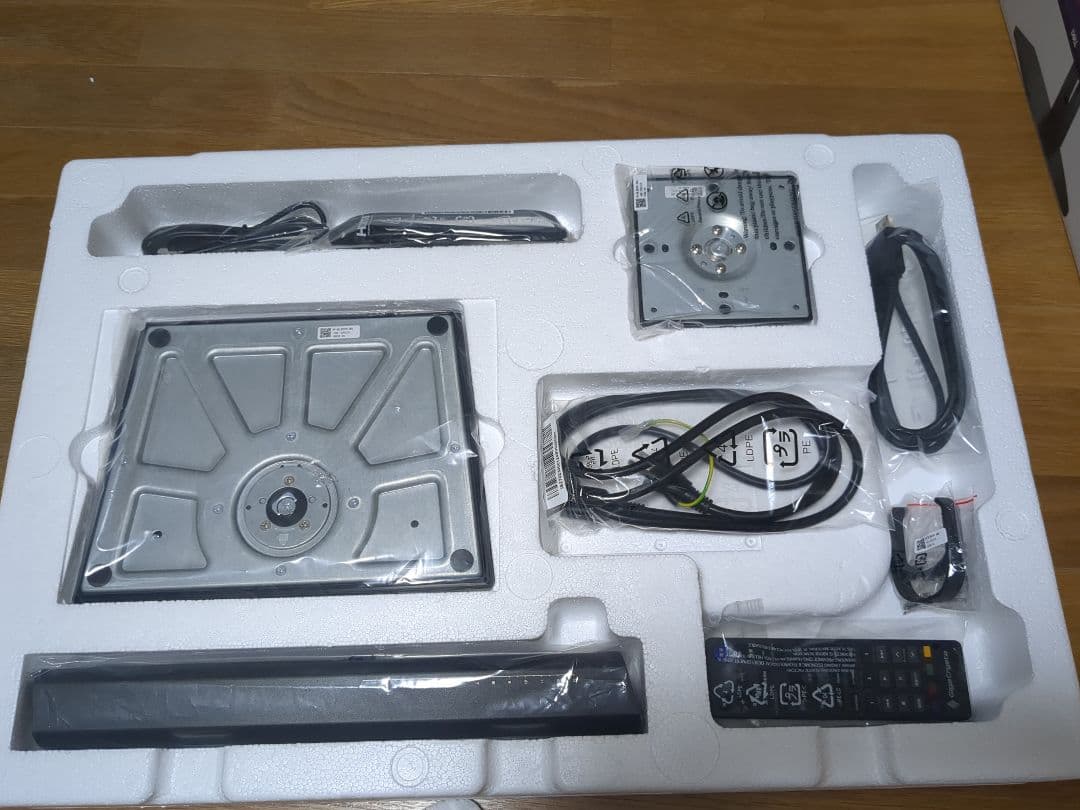 GigaCrysta 27インチ モニター WQHD EX-GDQ271JA