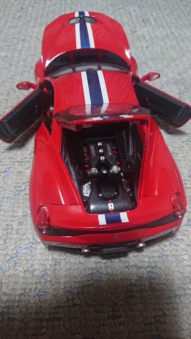 1/18ブラーゴフェラーリ458Specialeレッドカスタム仕様